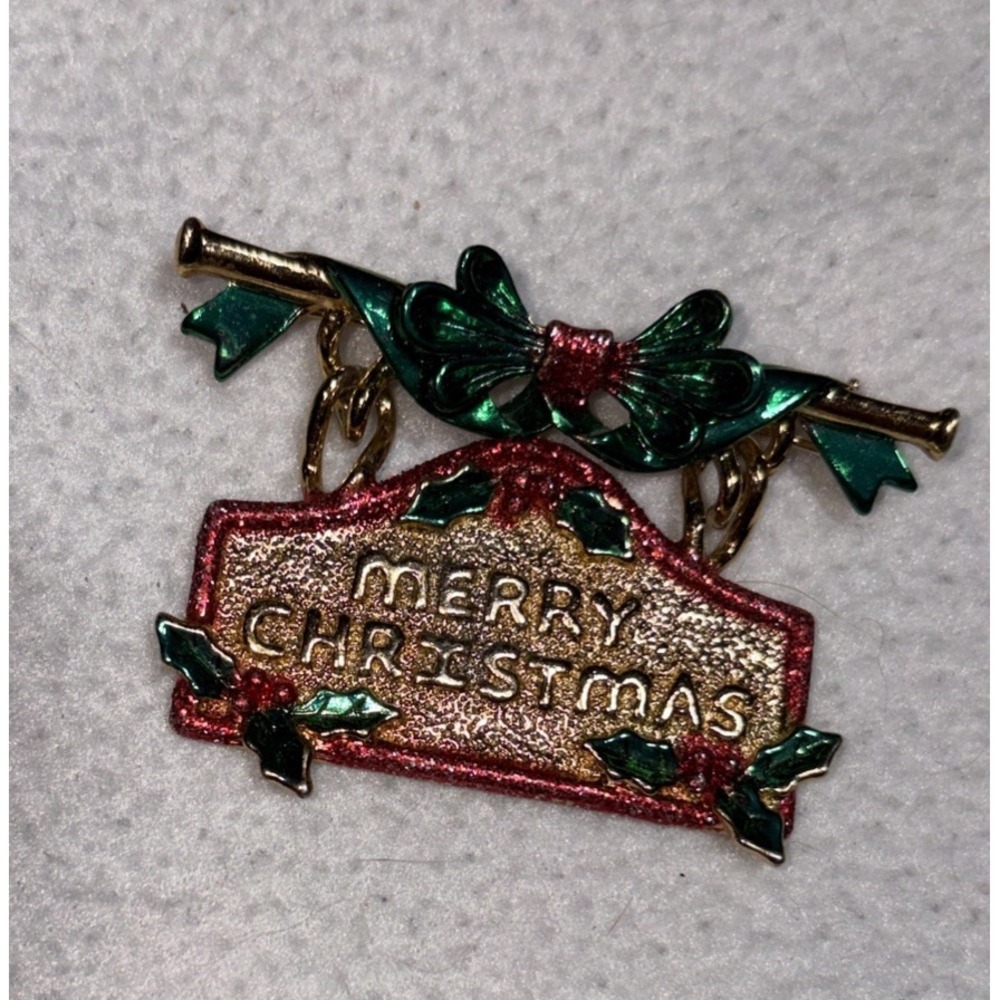 AJC Articulating Merry Christmas Sign Holly Berries Gold Tone Vintage Brooch Pin